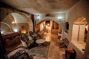 Oread Cave Suites