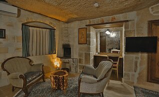 Oread Cave Suites