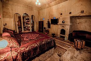 Oread Cave Suites