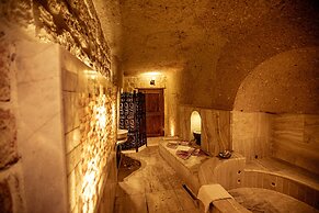 Oread Cave Suites