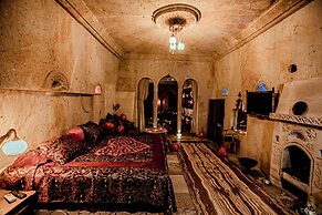 Oread Cave Suites