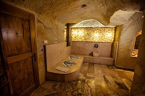 Oread Cave Suites