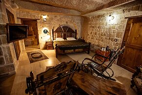 Oread Cave Suites