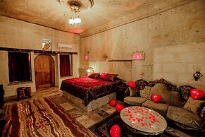 Oread Cave Suites