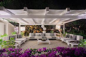 Leopard Point Luxury Beach Resort & Spa