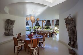 Leopard Point Luxury Beach Resort & Spa