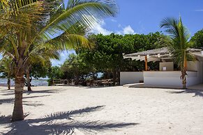 Leopard Point Luxury Beach Resort & Spa