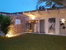 Leopard Point Luxury Beach Resort & Spa