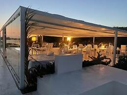 Leopard Point Luxury Beach Resort & Spa