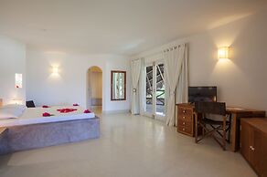 Leopard Point Luxury Beach Resort & Spa