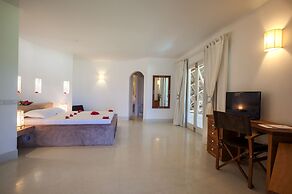 Leopard Point Luxury Beach Resort & Spa