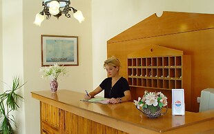 Cavo D'oro Hotel