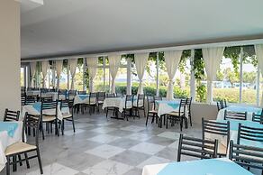 Costa Angela