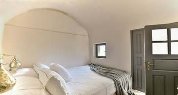 OIA Unique Homes by K&K