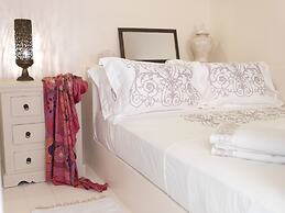 OIA Unique Homes by K&K