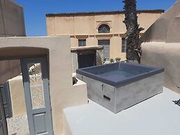 OIA Unique Homes by K&K