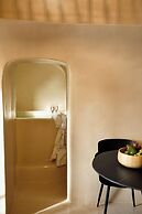 OIA Unique Homes by K&K