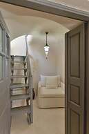 OIA Unique Homes by K&K