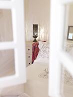 OIA Unique Homes by K&K