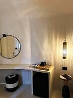 OIA Unique Homes by K&K