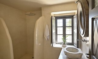 OIA Unique Homes by K&K