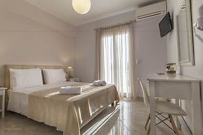 Iphimedeia Apartments & Suites