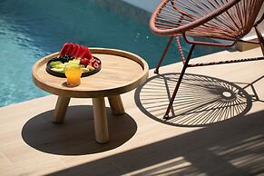 Iphimedeia Apartments & Suites