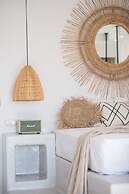 Iphimedeia Apartments & Suites