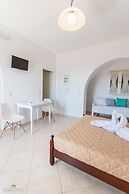 Iphimedeia Apartments & Suites
