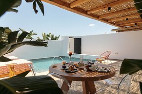 Iphimedeia Apartments & Suites