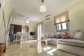Iphimedeia Apartments & Suites
