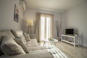Iphimedeia Apartments & Suites