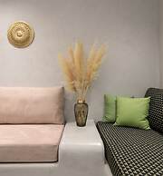 Iphimedeia Apartments & Suites