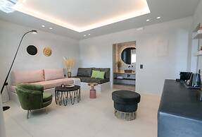 Iphimedeia Apartments & Suites