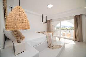 Iphimedeia Apartments & Suites