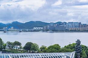 Sheraton Grand Hangzhou Binjiang Hotel