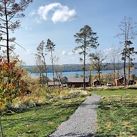 Single Island Shores