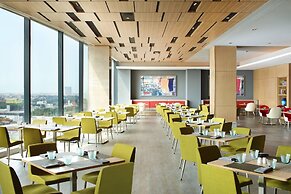 Four Points by Sheraton Surabaya, Tunjungan Plaza