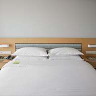 Four Points by Sheraton Surabaya, Tunjungan Plaza