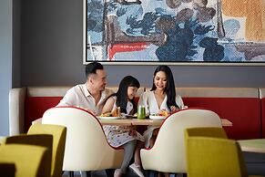 Four Points by Sheraton Surabaya, Tunjungan Plaza