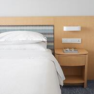 Four Points by Sheraton Surabaya, Tunjungan Plaza