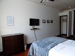 The Landmark Inn