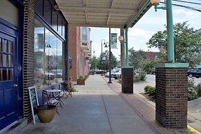 The Landmark Inn