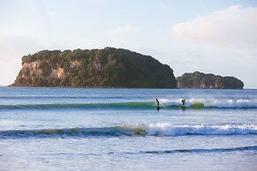 Surf N Stay Whangamata