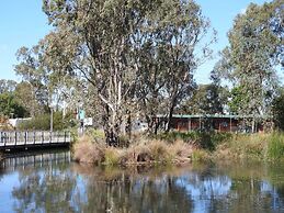 Victoria Lake Holiday Park