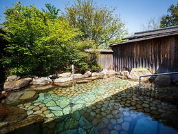 Yufuin Baien Garden Resort