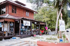 Arwana Perhentian Eco & Beach Resort