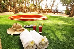 The Waves Beach Chalets