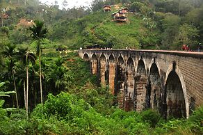 Clouds Holiday Bungalow