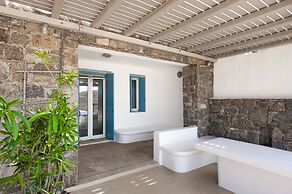Sea Rock & Sky Private Residence